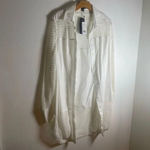 Banana Republic Women’s White Dress Shirt Bottom Down Size: 8 - Picture 6 of 14